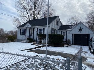12 Capone St, Fitchburg, MA 01420
