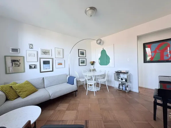 624 11th Street image 3 of 8