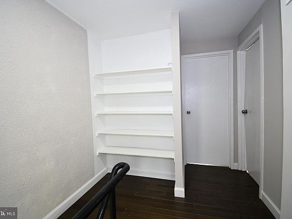 5th image of 4023 Hollins Ferry Rd