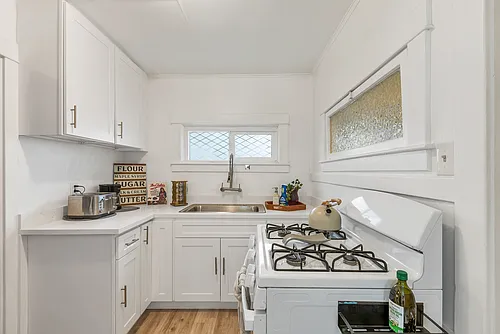 3461 5th St Photo 1