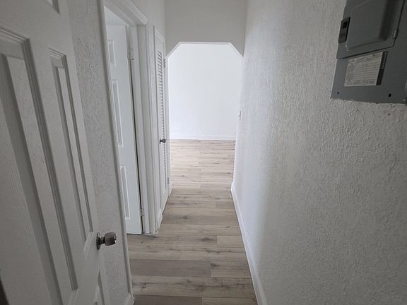 5th image of 1903 Thomas St #2