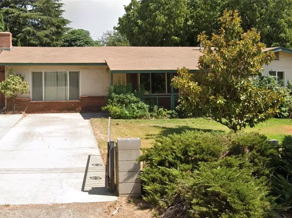 10596 El Monte Dr, Beaumont, CA 92223