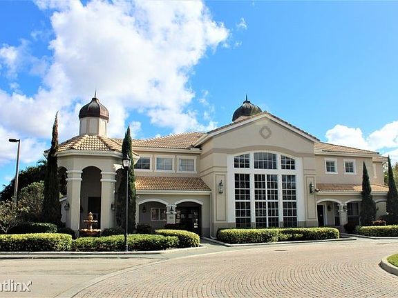 3rd image of 140 SW Peacock Blvd APT 21-106