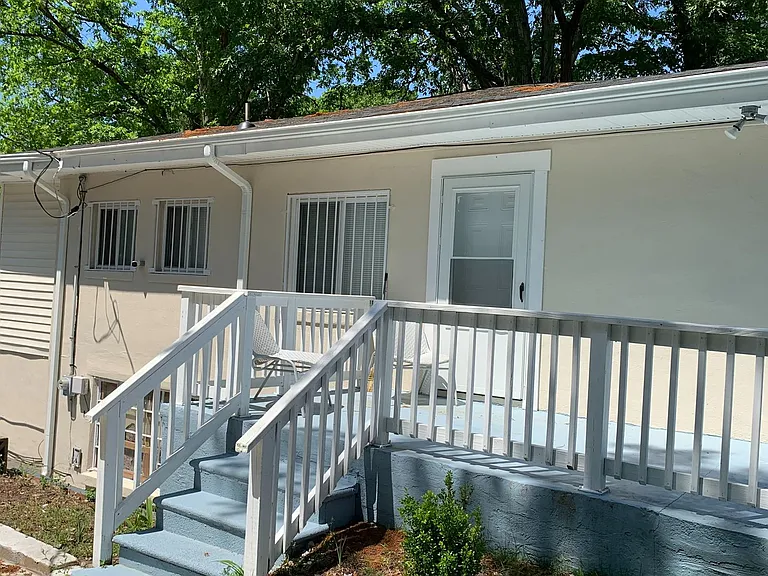116 E Cornwallis Rd — Photo 8