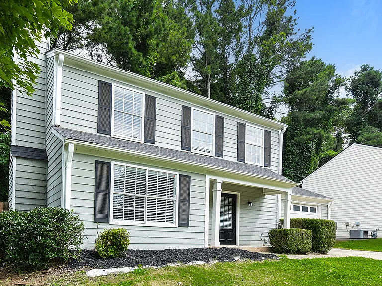 885 Trace Cir NE — Photo 4
