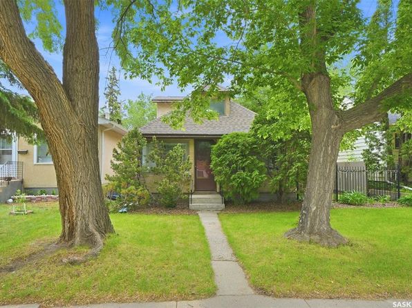 1003 6TH STREET E, Saskatoon, SK S7H 1E1