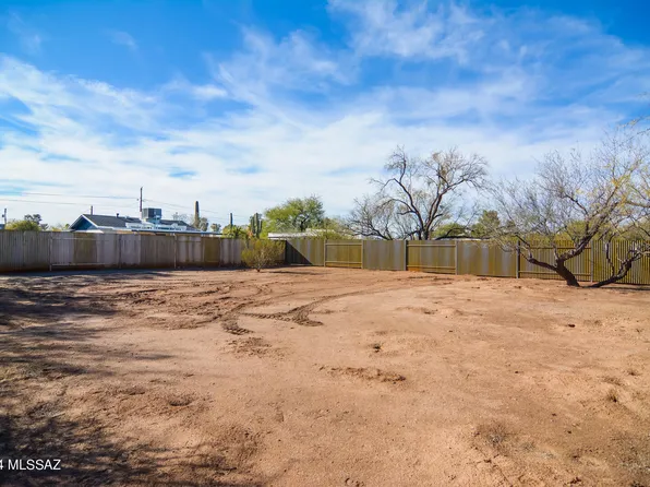 4437 E Bermuda St #8, Tucson, AZ 85712
