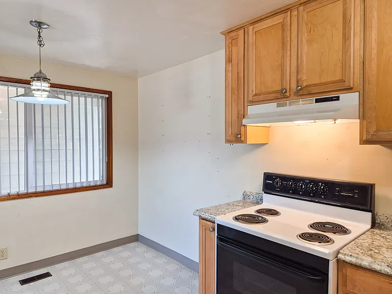 1810 Jefferson St SE #1810 — Photo 8
