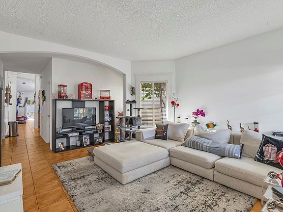2nd image of 4504 SW 12th Court