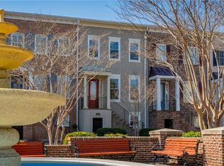 961 Persimmon Point, Sandy Springs, GA 30328