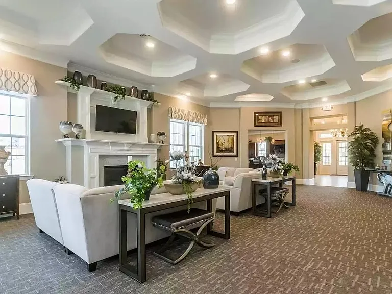 1009 Commack Dr — Photo 33