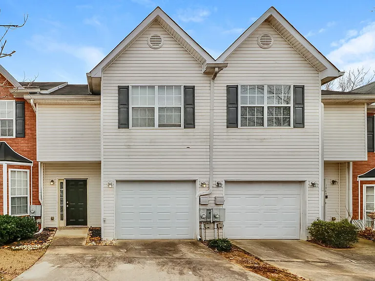 1462 Riverrock Ct — Photo 1