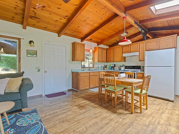 5th image of 21815 Confidence Rd