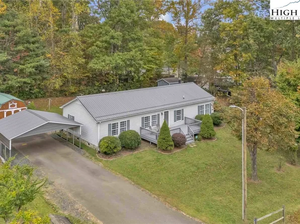 146 Poplar Lane, Lansing, NC 28643