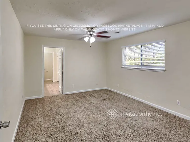 22711 Elsinore Dr — Photo 6