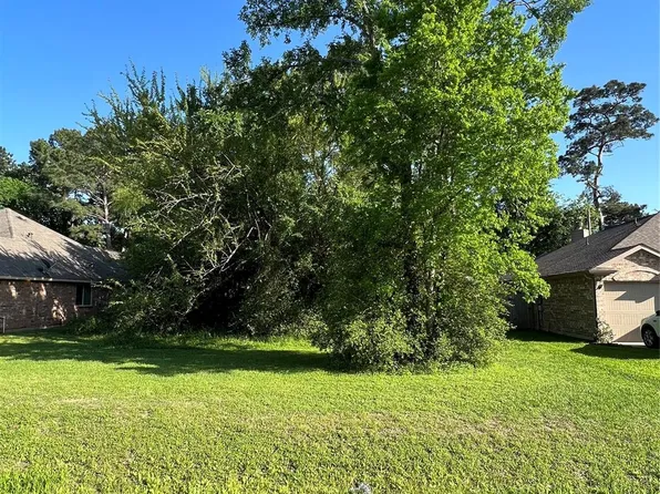 12621 Walden Rd, Montgomery, TX 77356