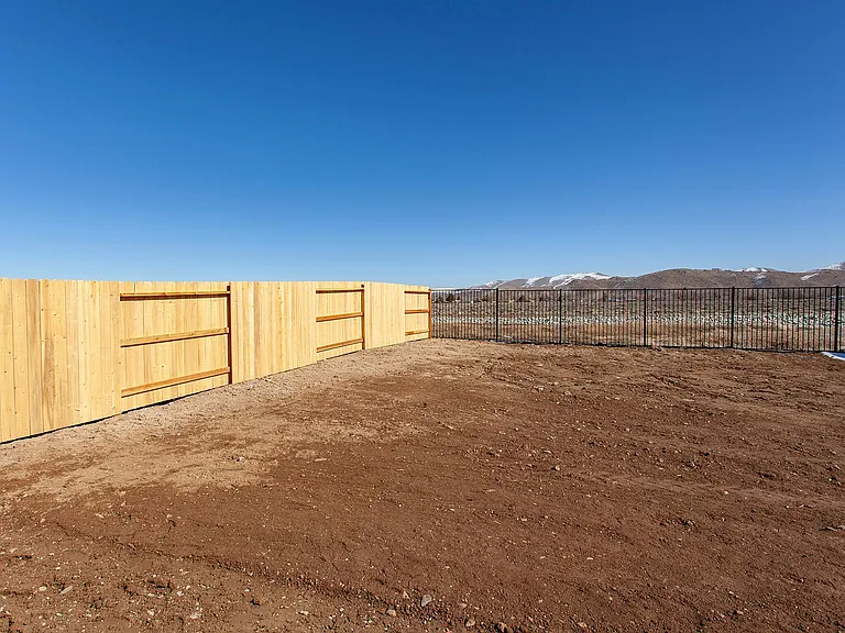 8904 Coyote Bluff Dr — Photo 4