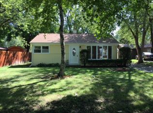 2903 Thrush Ln, Rolling Meadows, IL 60008