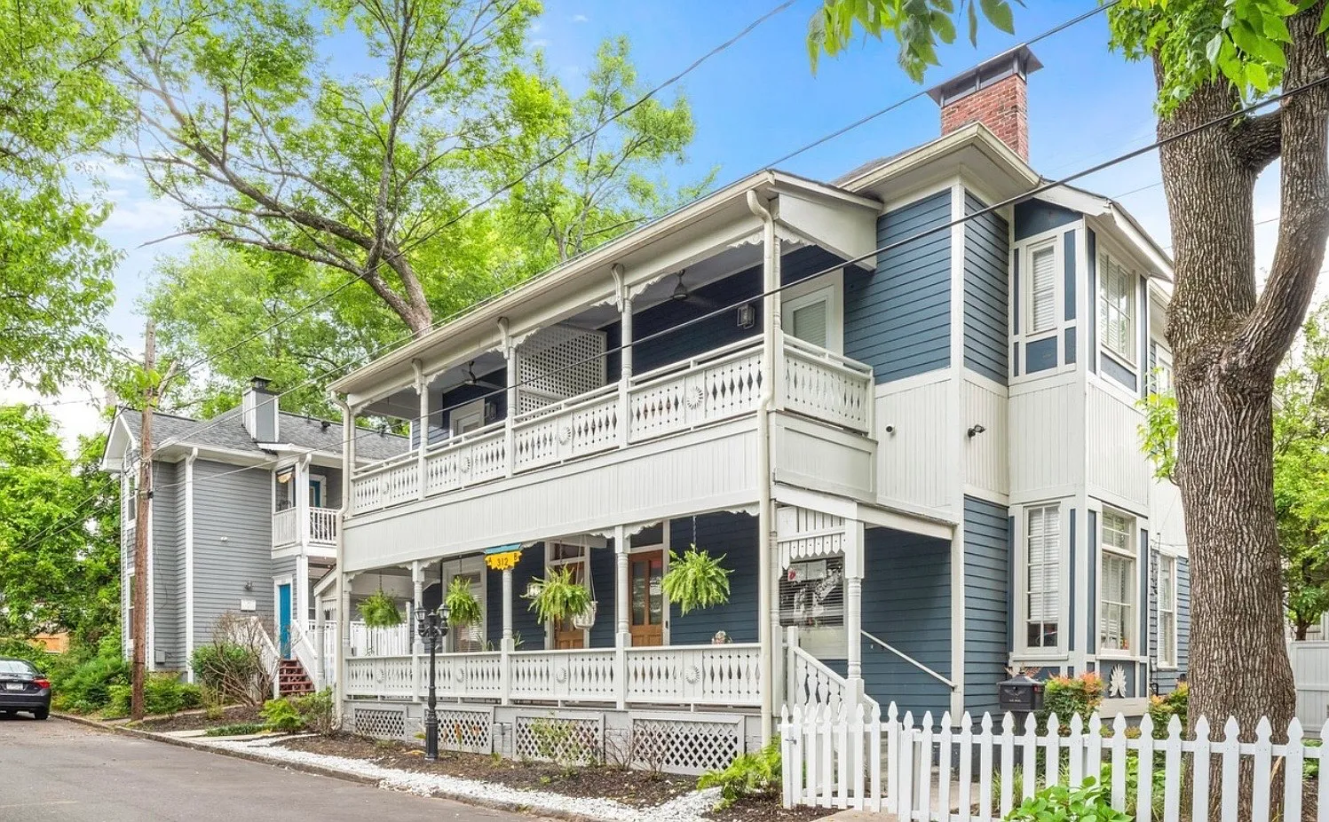 312 Harden St SE #B photo 1