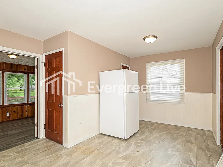 10409 Niblic Dr — Photo 10