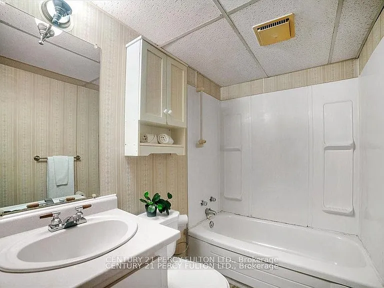 5 Durham St — Photo 8