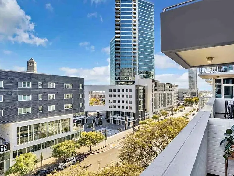206 Park Blvd #206 — Photo 3