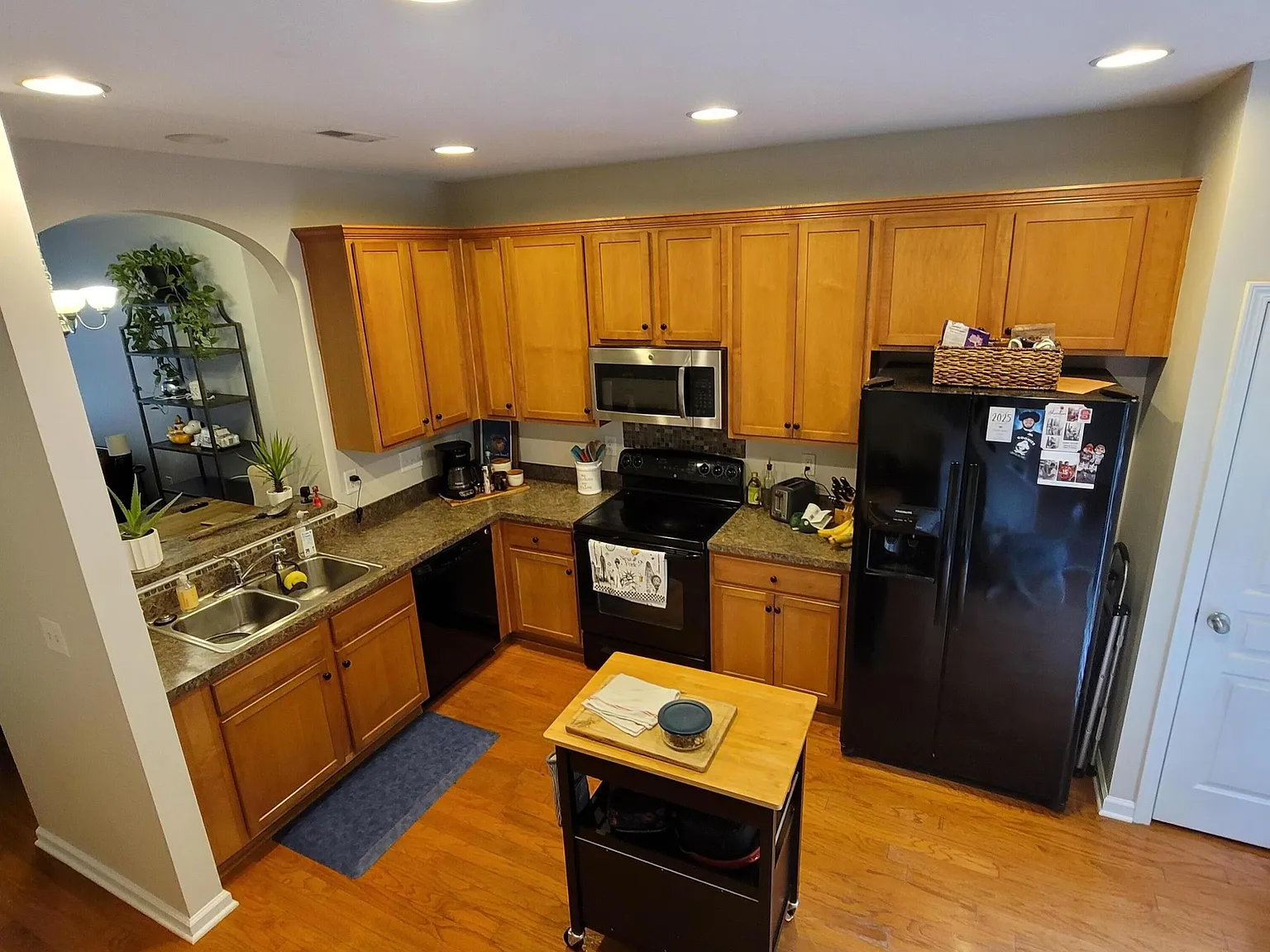 2 bed, 3.0 bath, $1,850 — Photo 3