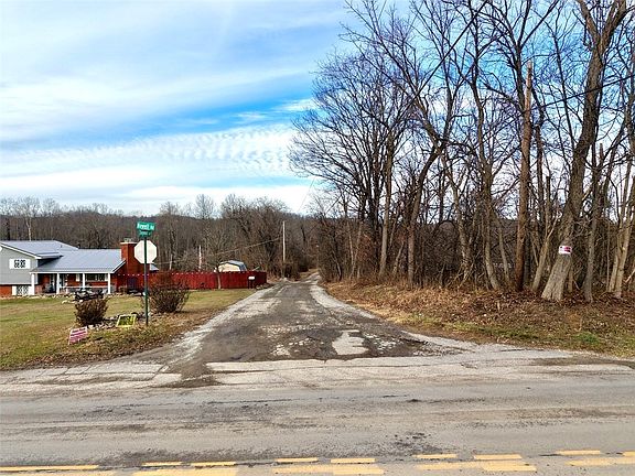 3rd image of 26012 Newell Rd