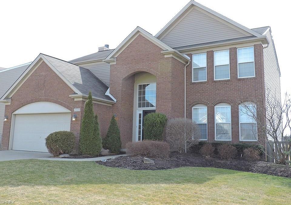 1st image of 27225 Lynde Dr #23