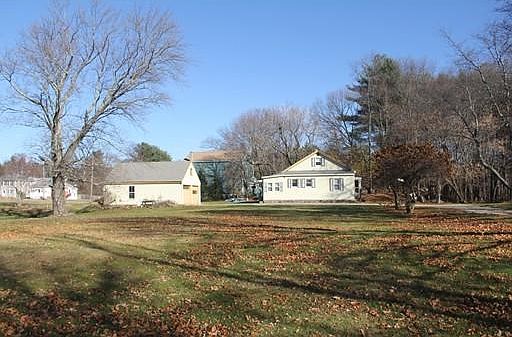 2nd image of 17 Prairie St