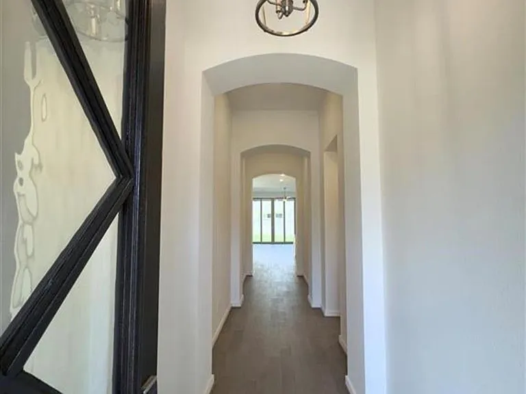 30518 Cheyenne Place Ct — Photo 2