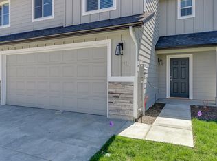 913 W Apple Pine St, Meridian, ID 83646