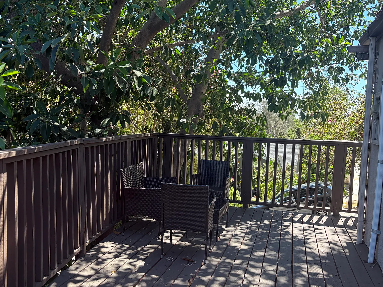 2 bed, 1.5 bath, 600 sqft, $4,990 — Photo 3