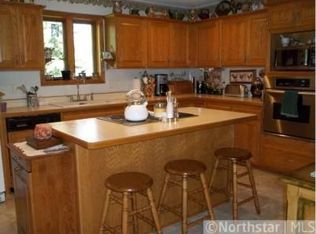 11685 Tulip St NW, Coon Rapids, MN 55433