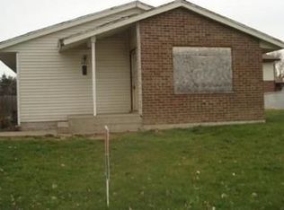 1162 N Chicago Ave, Kankakee, IL 60901