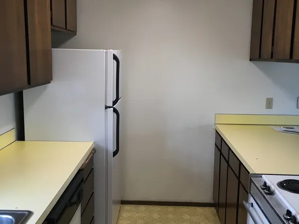 2247, 2247 Woburn St APT 14, Bellingham, WA 98229
