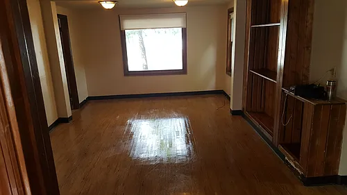 430 N Ashland Ave Photo 1