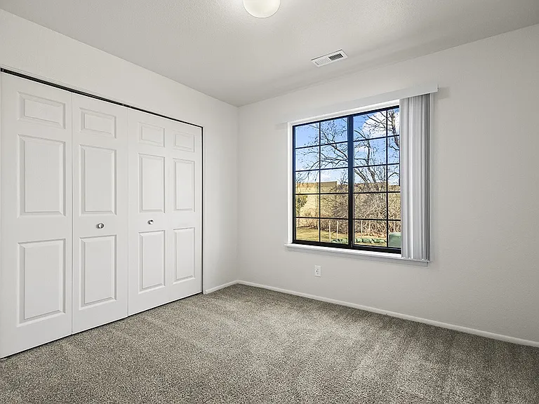 Tanglewood Apartments — Photo 48