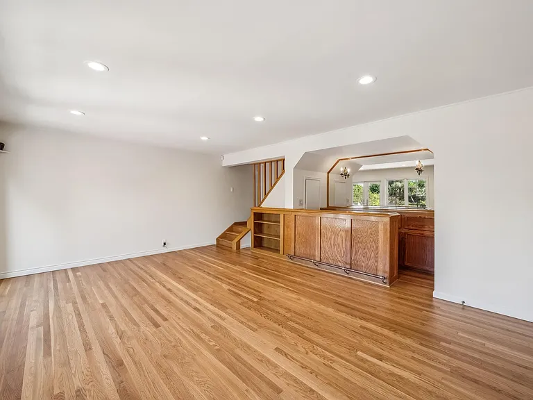 1750 N Point St — Photo 59