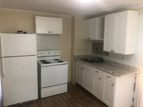 5 Forest Ave #7, Plymouth, MA 02360