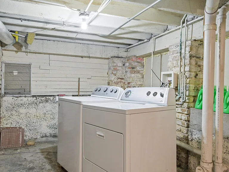 1102 N Hermitage Ave #CH — Photo 5