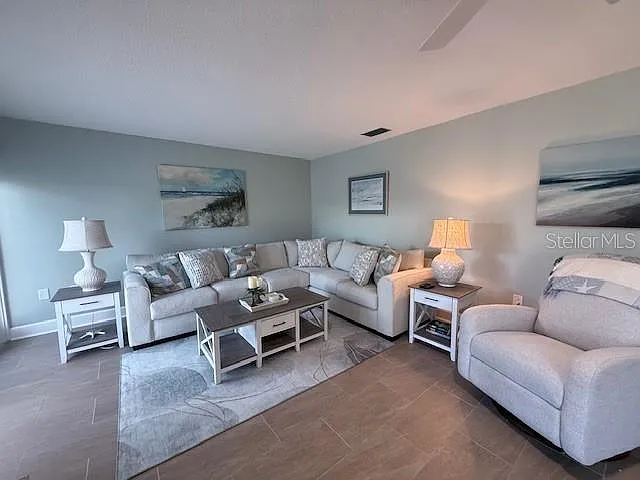 143 Whispering Sands Dr — Photo 5