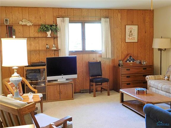 3rd image of 3773 Eisenhower Dr