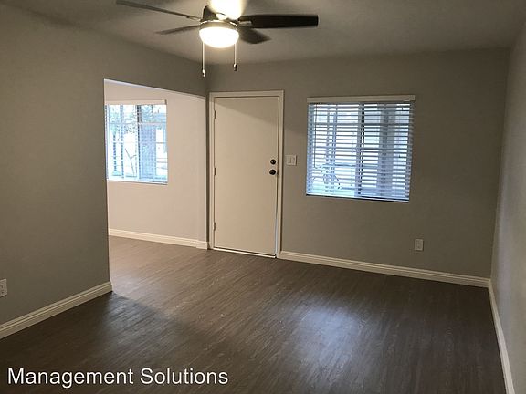 5th image of 4218 49th St APT 6