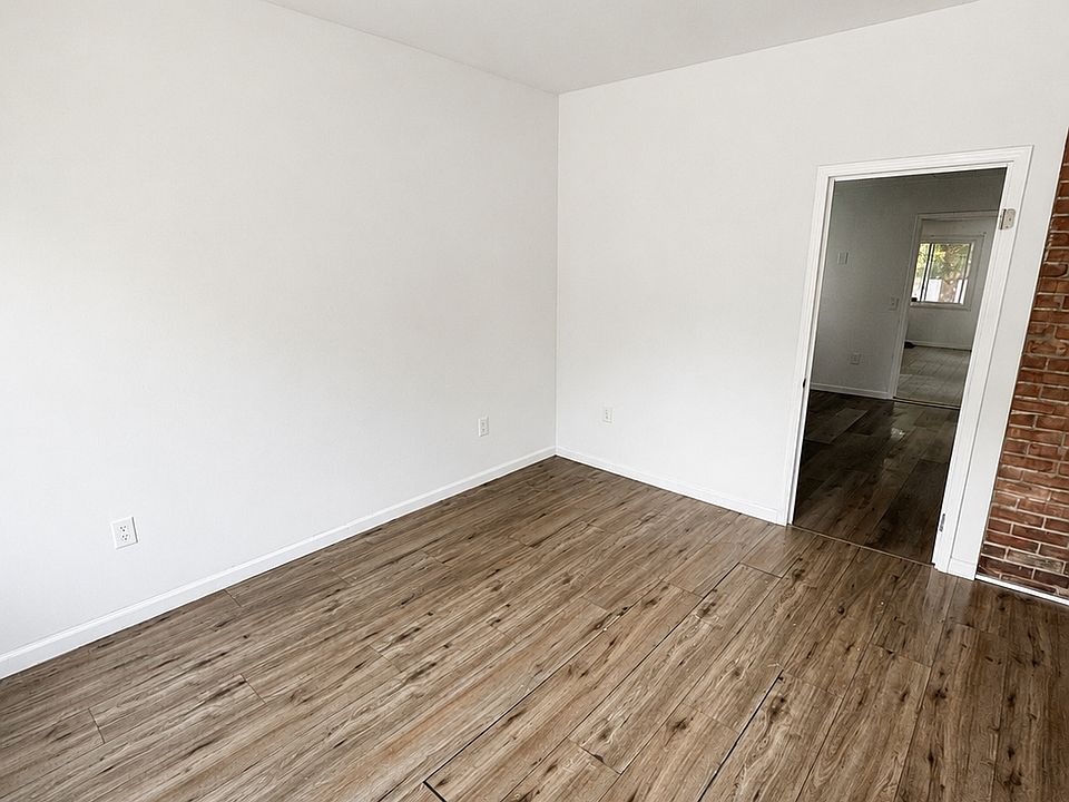 1st image of 48 Cowing St #1