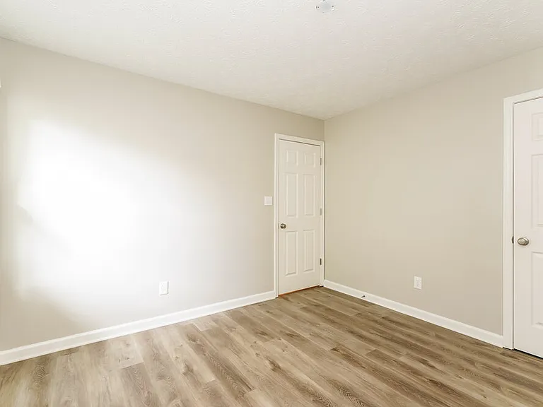 3124 Eastpointe Dr — Photo 13