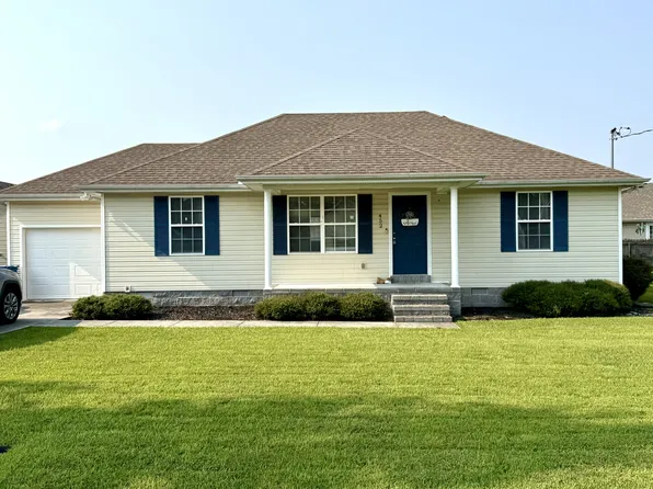 452 John Mark Ct, Manchester, TN 37355