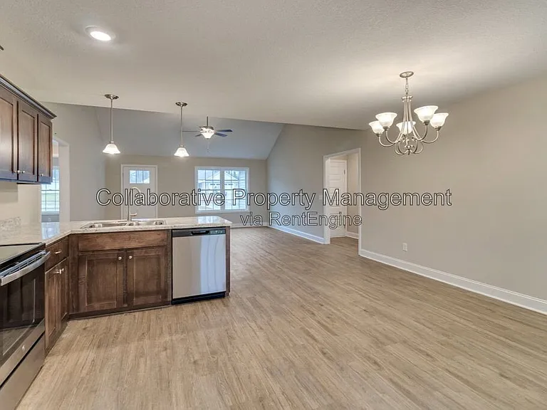 338 Tallulah Bnd — Photo 18