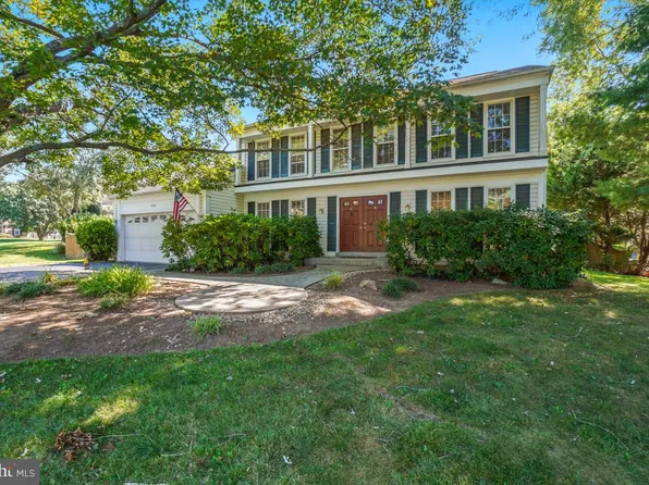 14701 Native Dancer Rd, Gaithersburg, MD 20878