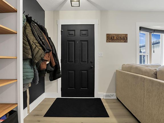 5th image of 9758 Perrill Rd